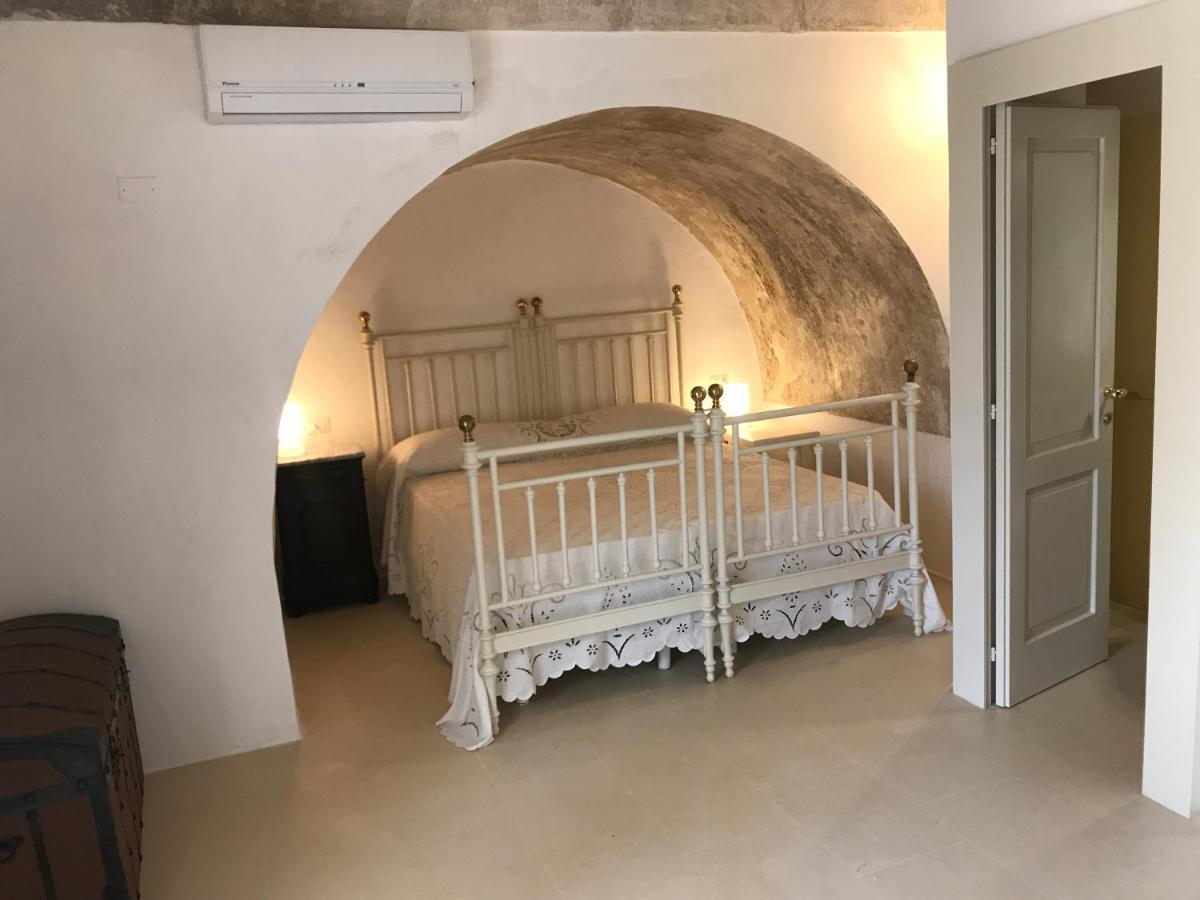 Tenuta Castelle Cutrofiano Eksteriør bilde